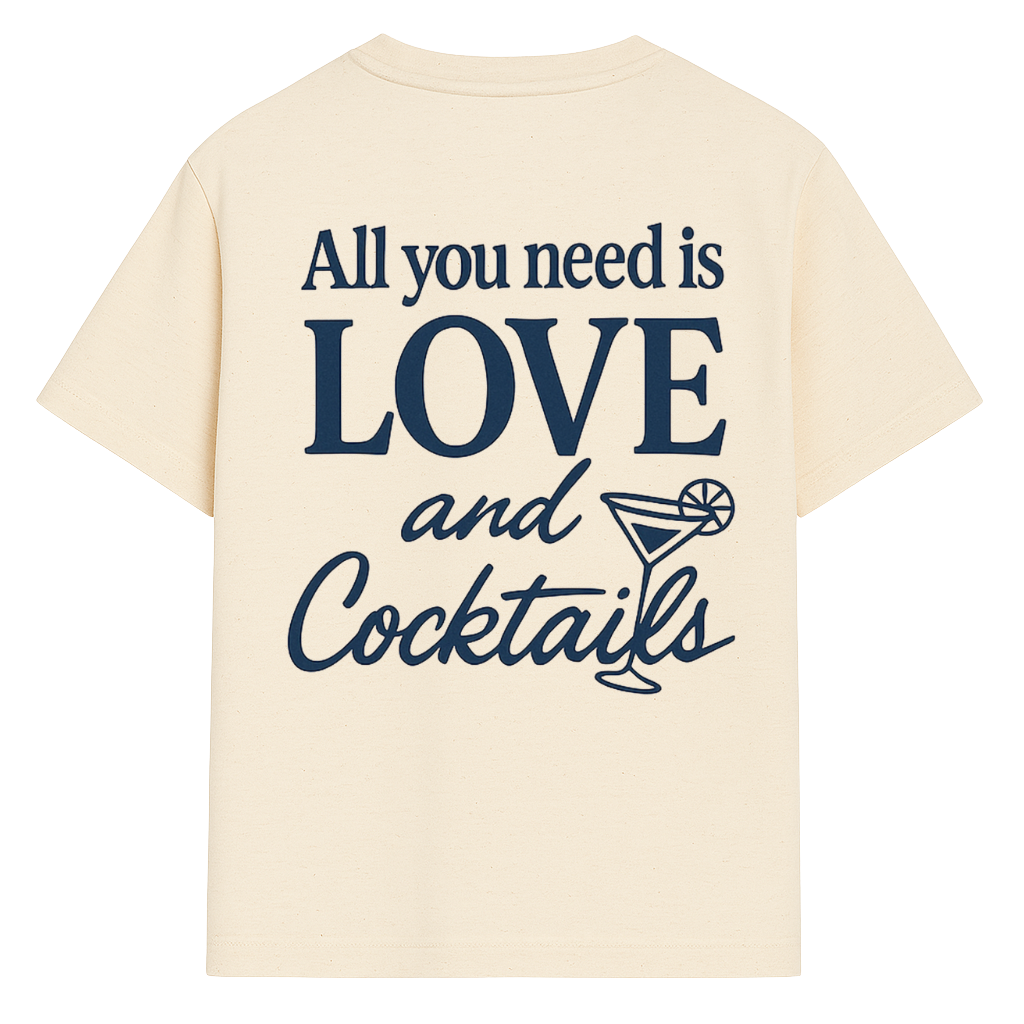 LOVE & COCKTAILS - Oversized T-Shirt